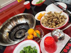 -烧哥美蛙肥肠鱼火锅·十五年社区店