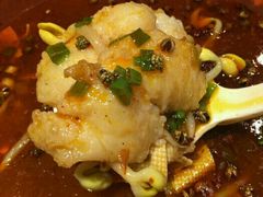-渝是乎酸菜鱼(龙旗购物中心店)