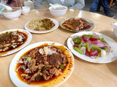拌剔骨肉-温记府廟豆汤饭·始于1955年(海椒店)