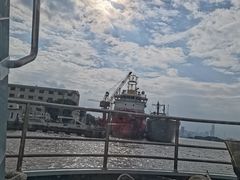 -鱼珠码头(轮渡站)