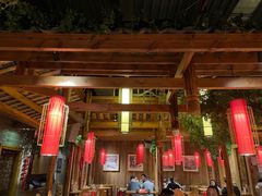 -野山舂·贵州现舂酸汤火锅(鸿通城店)