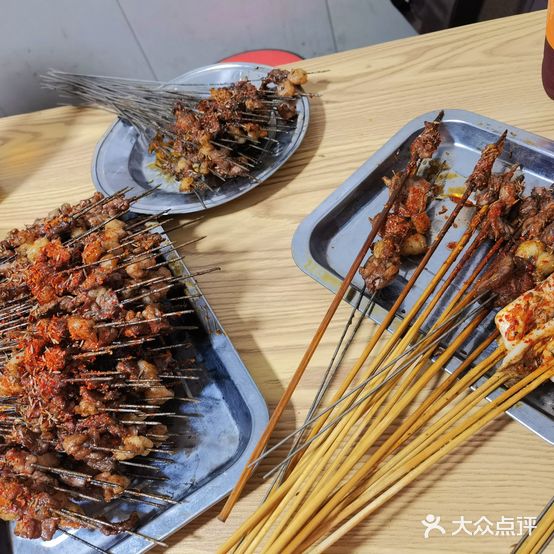 商城老摊羊肉串