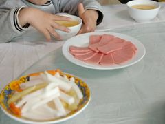 -何适山庄 ·可团建(水长城P2停车场店)