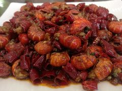 -扒虾小妹儿麻辣海鲜(宏图街店)