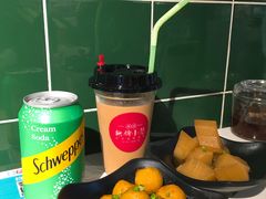 手冲丝袜奶茶-無牌小范·香港明星美食