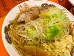 二郎系拉面-拉面莊夢語＆中华料理八椿