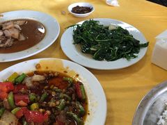 -荣生萝卜汤饭店