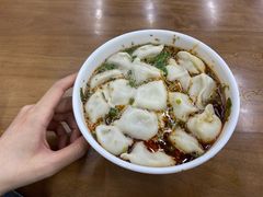 酸汤牛肉水饺-回坊马二饺子馆