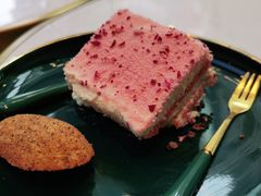 樱花提拉米苏-麦雪尔甜品·生日蛋糕(新街口旗舰店)