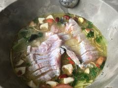 -姚记抚仙湖石锅鱼庄