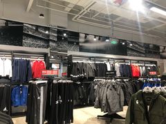 -首创奥特莱斯(西安店)