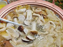 -民食香·腊排骨野生菌美食(木府店)
