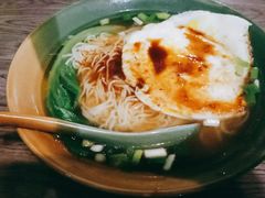 -叉叉纳里客栈(珠海情侣路唐家湾沙滩店)