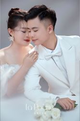 -乐派诗婚纱摄影