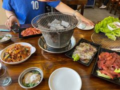 -韩风烤牛肉冷面店