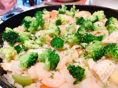 -玛格萝妮(汇智国际商业中心店)