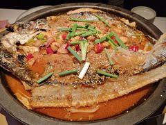 双子味烤鱼-鸣记脆皮烤鱼·海鲜烤鱼(三八广场店)