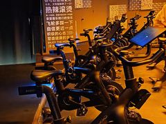 -TANGO LIVEHOUSE动感单车(巴黎春天店)