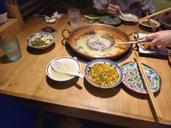 -洱火云南酸菜牛肉火锅(石景山当代商城店)
