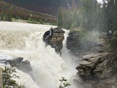 -阿萨巴斯卡瀑布观景点