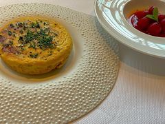 腌制覆盆子樱桃番茄-AZUR聚(香格里拉饭店)