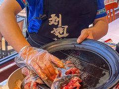 -刘姐啤酒鱼民族演艺餐厅(西街总店)