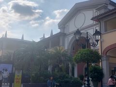 -佛罗伦萨小镇广佛名品奥特莱斯(疏港路店)