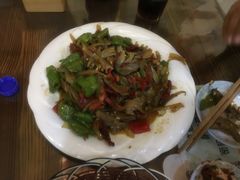 -萨宁音登锡伯风味餐厅(一楼店)