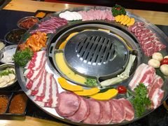 -哈哈碳都·牛肋条无限自助烤肉(宝龙店)