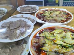 -杨记清芳牛肉拉面(京广路店)