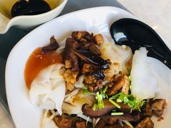 -邢泰记