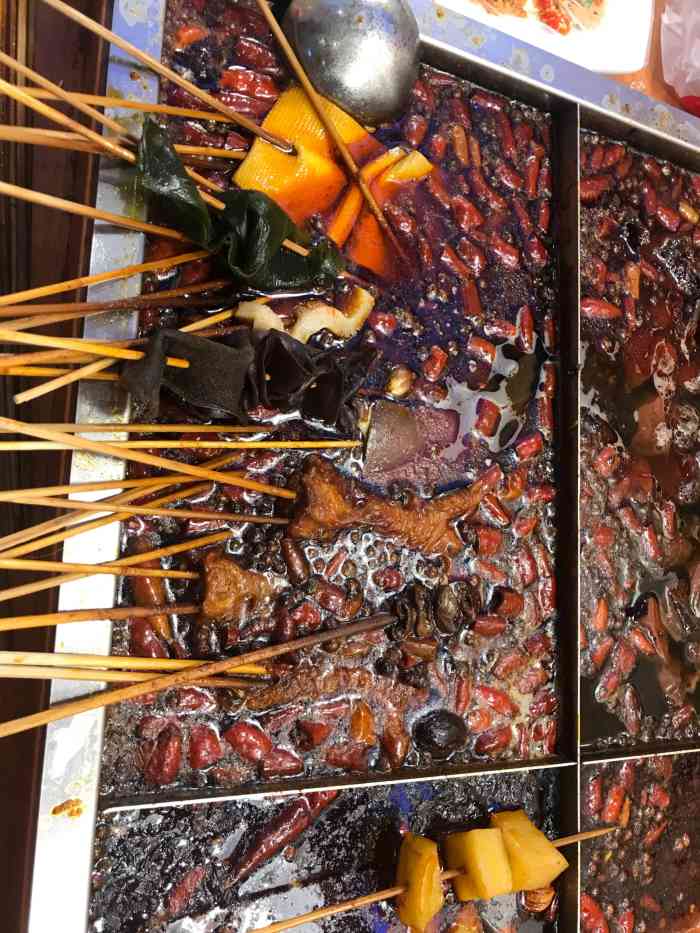 地摊串串香(金沙西街店)-"记得之前就见过上岸这附近的这家串串香,小.