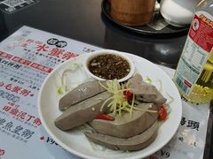 -禄粥·广府味·煲仔粥·宵夜·明档现做(江南西店)