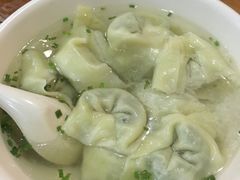 荠菜肉馄饨-潘国仙耳光馄饨(黄家阙路店)