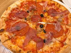 -城市大道红炉披萨烘焙坊