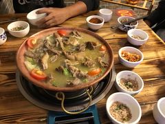 -阿婆情腊排骨火锅(金虹路店)