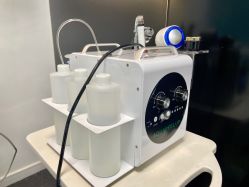 -斐尔国际皮肤管理中心