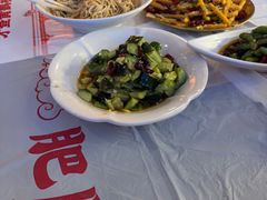-肥肥虾庄·金牌油焖大虾(杨园滨江时代walk店)
