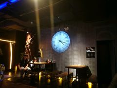 -YOGO优果密室逃脱(新佳丽广场店)
