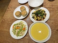 -清真吴记门钉肉饼·喜多利