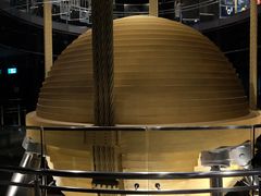 660吨重的风阻尼器是101的护身符之一-台北101