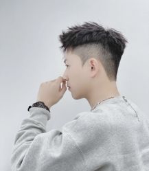-川和潮人