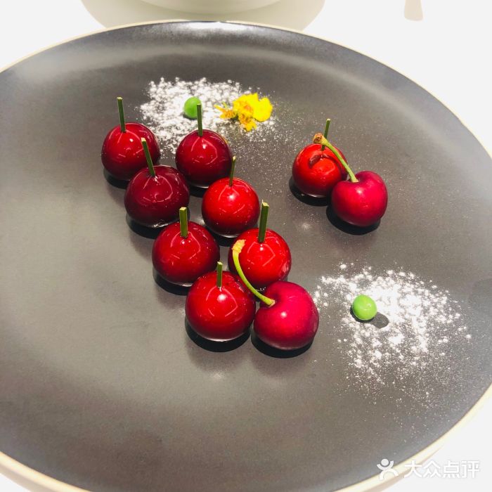 鹿园moose(陆家嘴中心店)红酒汁樱桃鹅肝图片