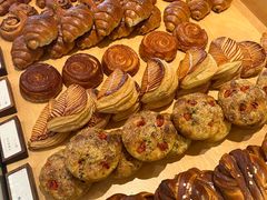 -LANLIZI BAKERY(COSMO店)