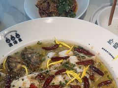 -渔语鱼酸菜鱼新川菜(来福士店)