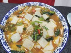 -撒拉人家.酸菜牦牛肉火锅