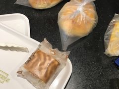 -皇冠 · 玛莉奥(丽江店)