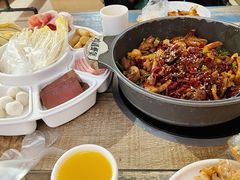 -鸡遇虾煲干锅火锅(小寨金莎店)