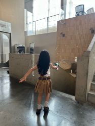 -LIIZ肖像(悦动新门西店)