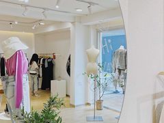 -nana showroom娜娜家服装店